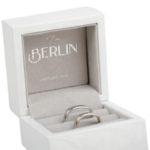 Berlin ECO Jewellery Box for Wedding Rings Glossy White Wood / Light grey velour interior - Bild 2