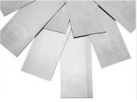 Kuvatommis-2023-12-13-104632 Au 585/White Gold Solder Hard 2g - Bild 1